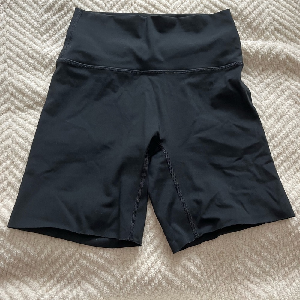 bike shorts aerie - black - size M - great condition